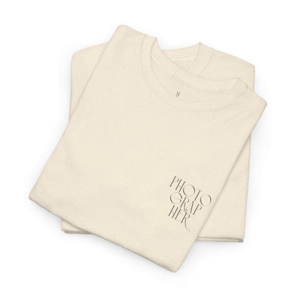 Natural Cotton t-shirt with handwritten photographer print 