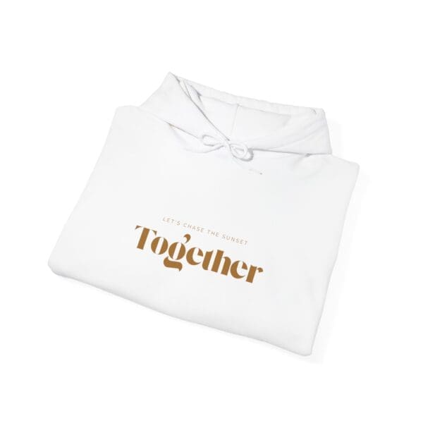photographer-hoodie-quote-light-white