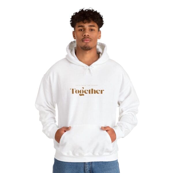 photographer-hoodie-quote-light-white
