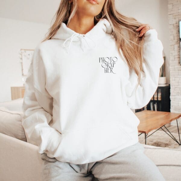 Photographer-Hoodie-text