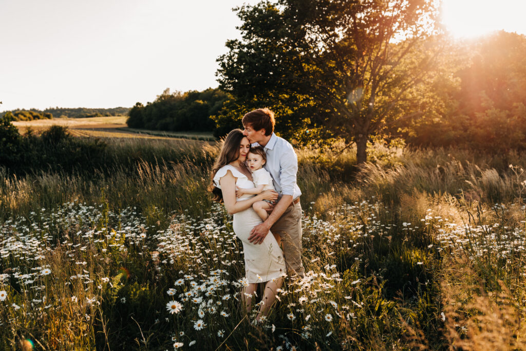 Familienfoto Fotoshoot auf den Feldern bei Ramstein